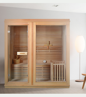 Ruang Sauna Uap Rumah Tradisional dengan Kompor dan Batu